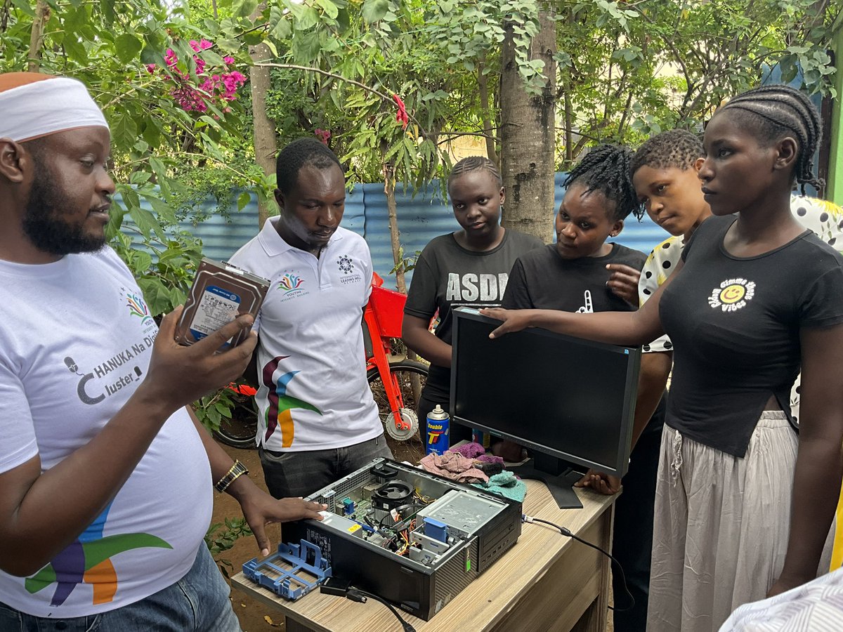 Youth4 Integrity Building tweet media