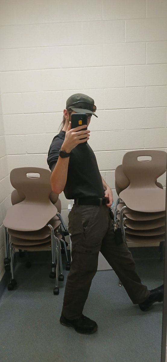 The Wandering Dergwuff (Dergpuppy) tweet media