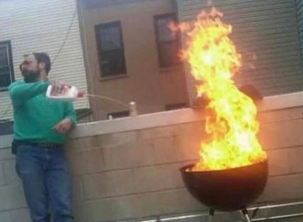 𝙲𝚑𝚛𝚒𝚜 tweet media