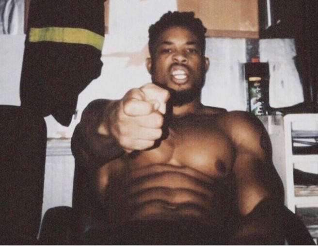 𝐋𝐨𝐰 𝐥𝐞𝐯𝐞𝐥 𝐓𝐡𝐮𝐠 🖕🏾 tweet media