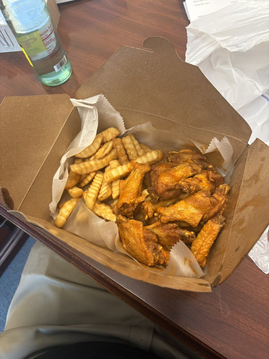 Hic Sunt Leones tweet media