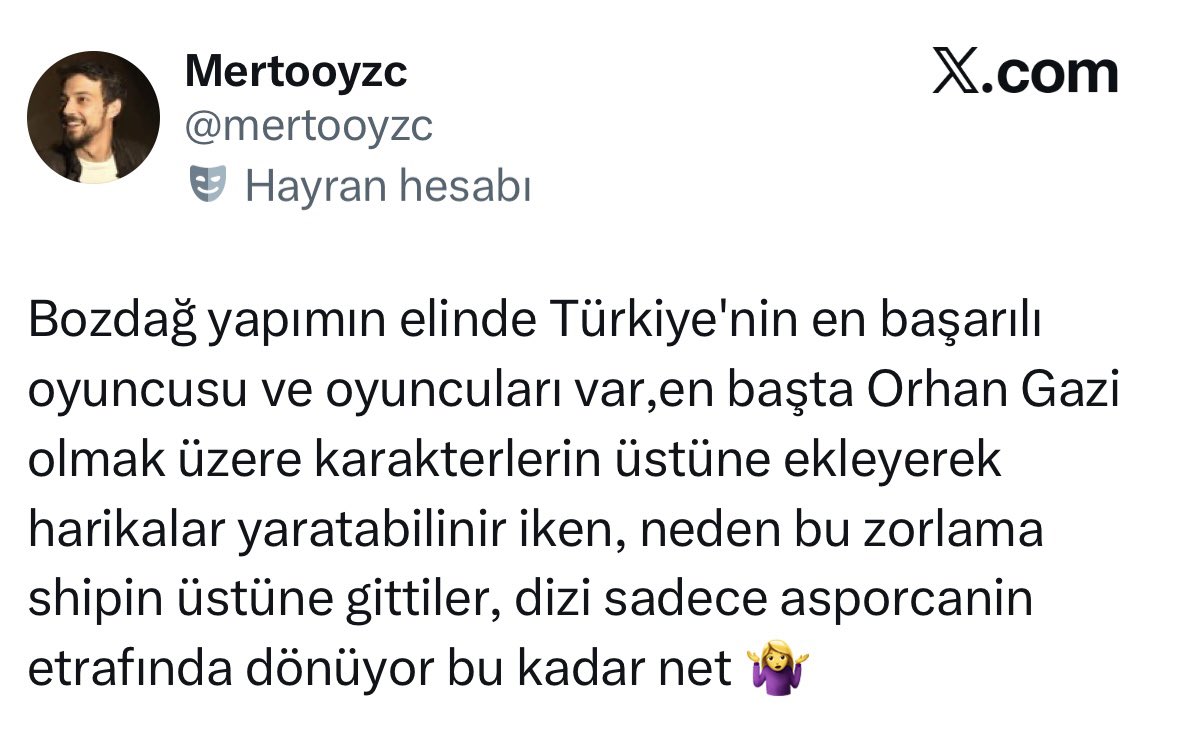 Melis_🌸 tweet media