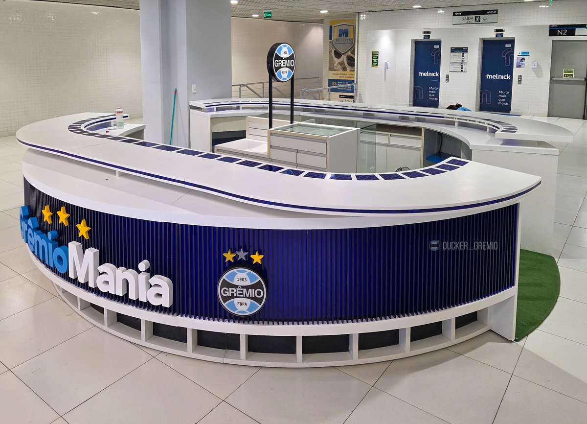 E este quiosque da Gremiomania, no formato da Arena, instalado nas cadeiras Gold? 😍