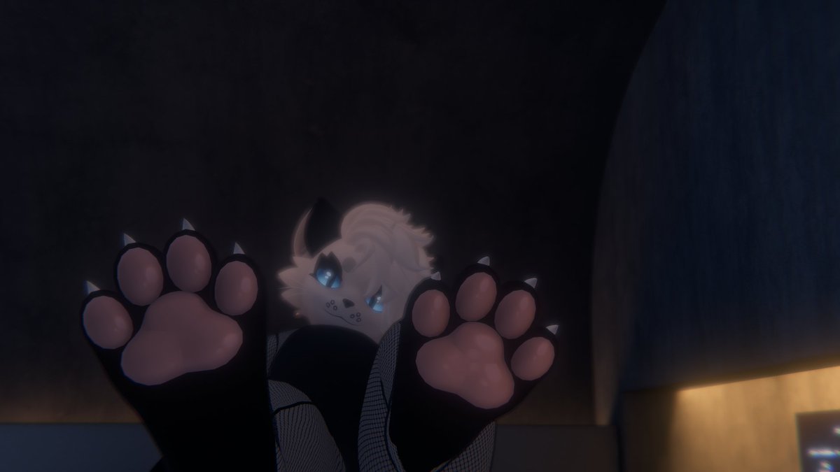 OthiSquishy tweet media