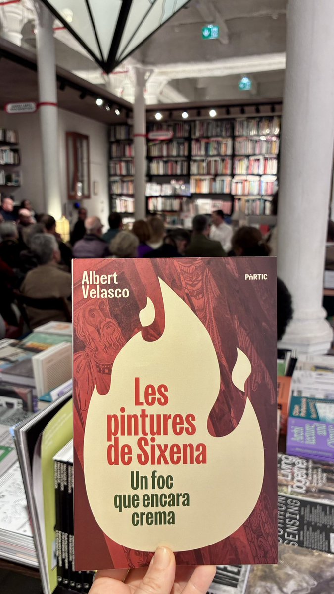 Llibreria Finestres tweet media