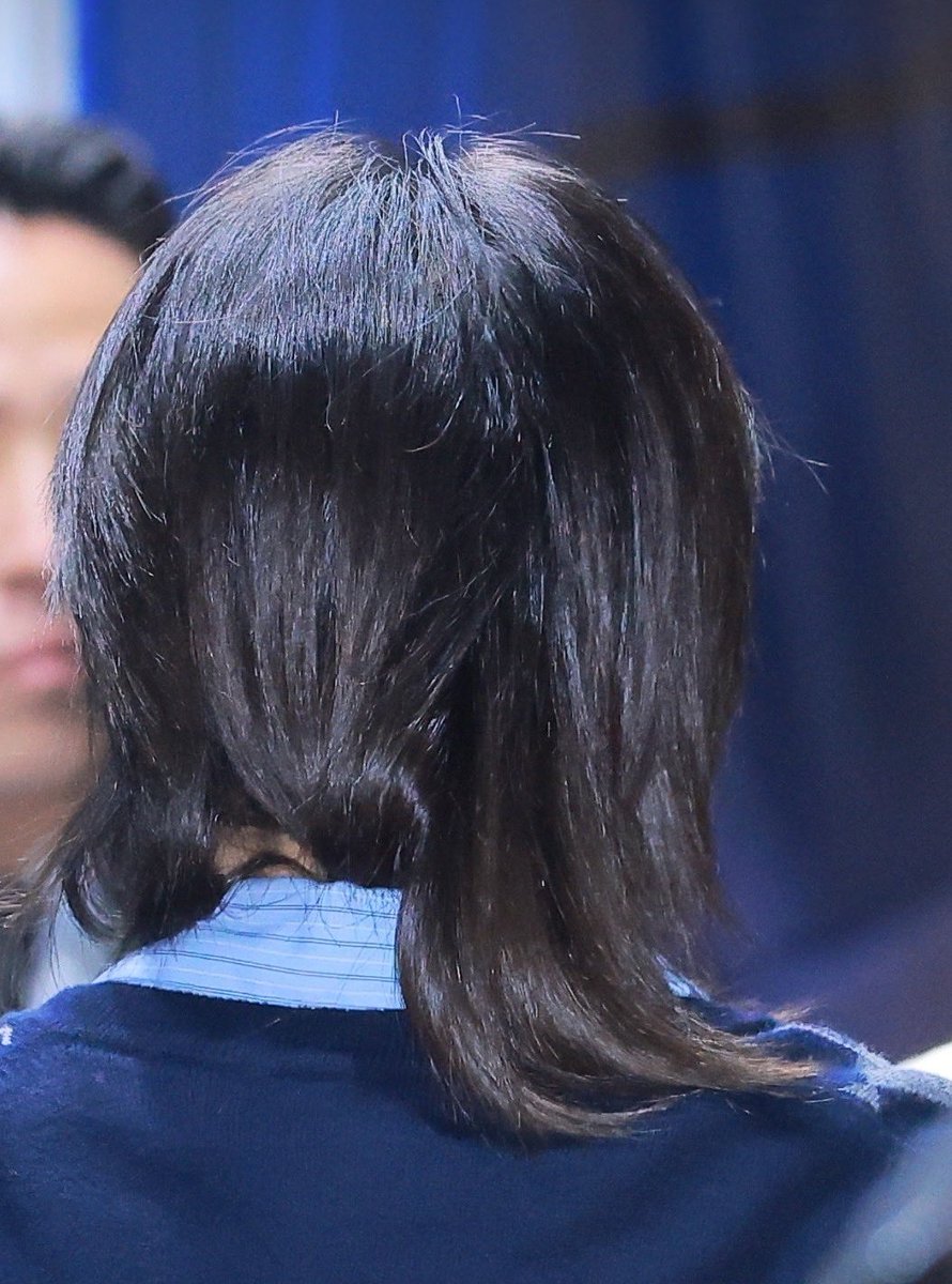 hyunjin thinker tweet media