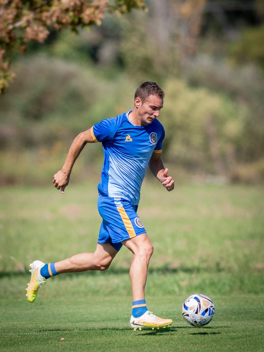 Lucas Calatroni tweet media