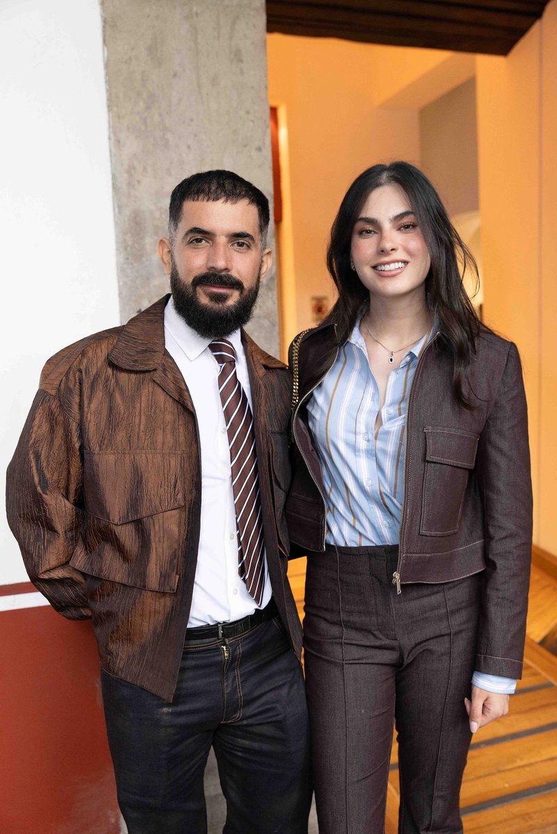 MidWoman tweet media