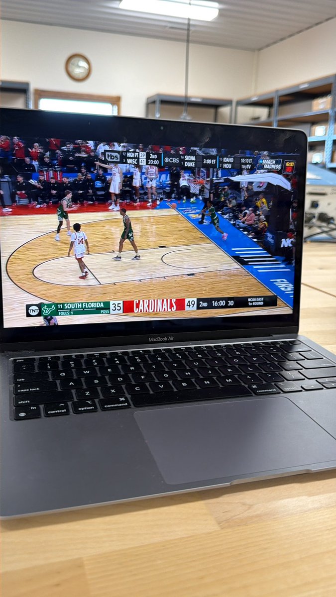 ND BARSTOOL tweet media