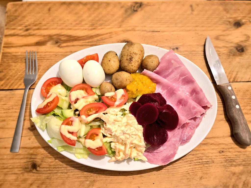 𝐋𝐞𝐞 𝐉𝐚𝐫𝐯𝐢𝐬 tweet media