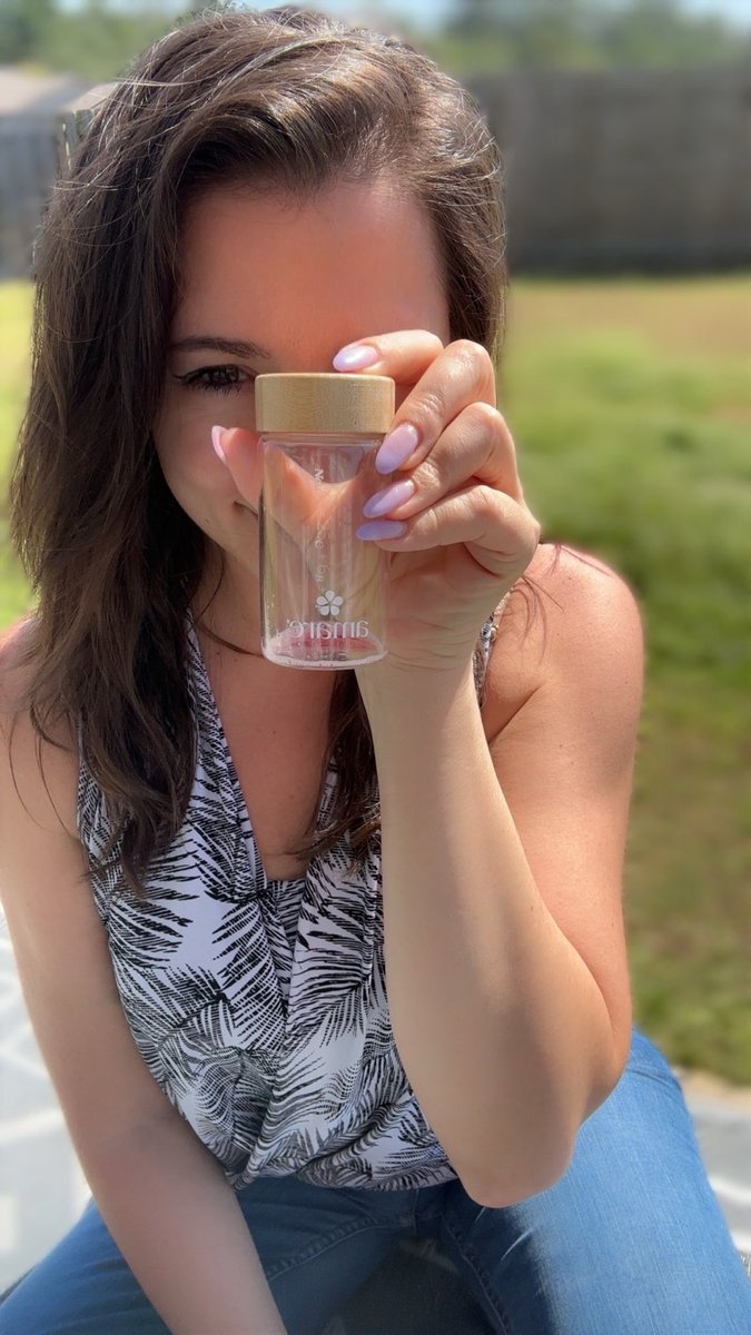 Mandi Viena tweet media