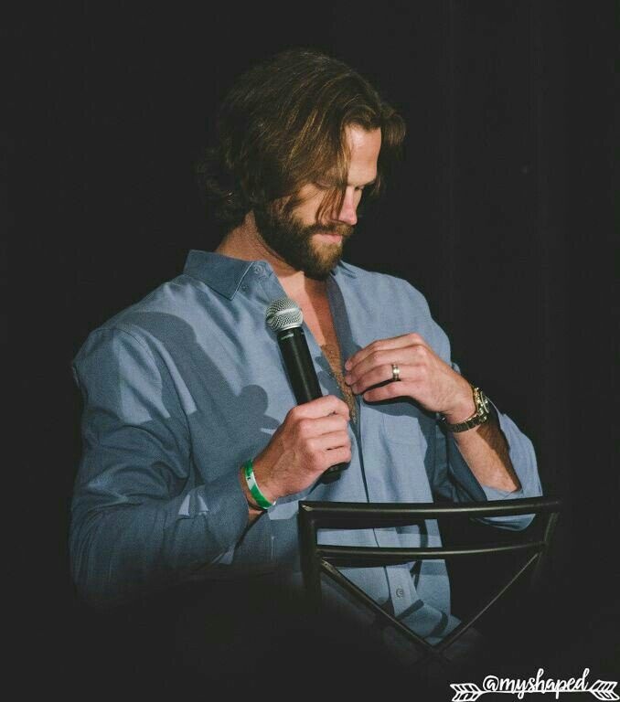 flyby | spn hell tweet media