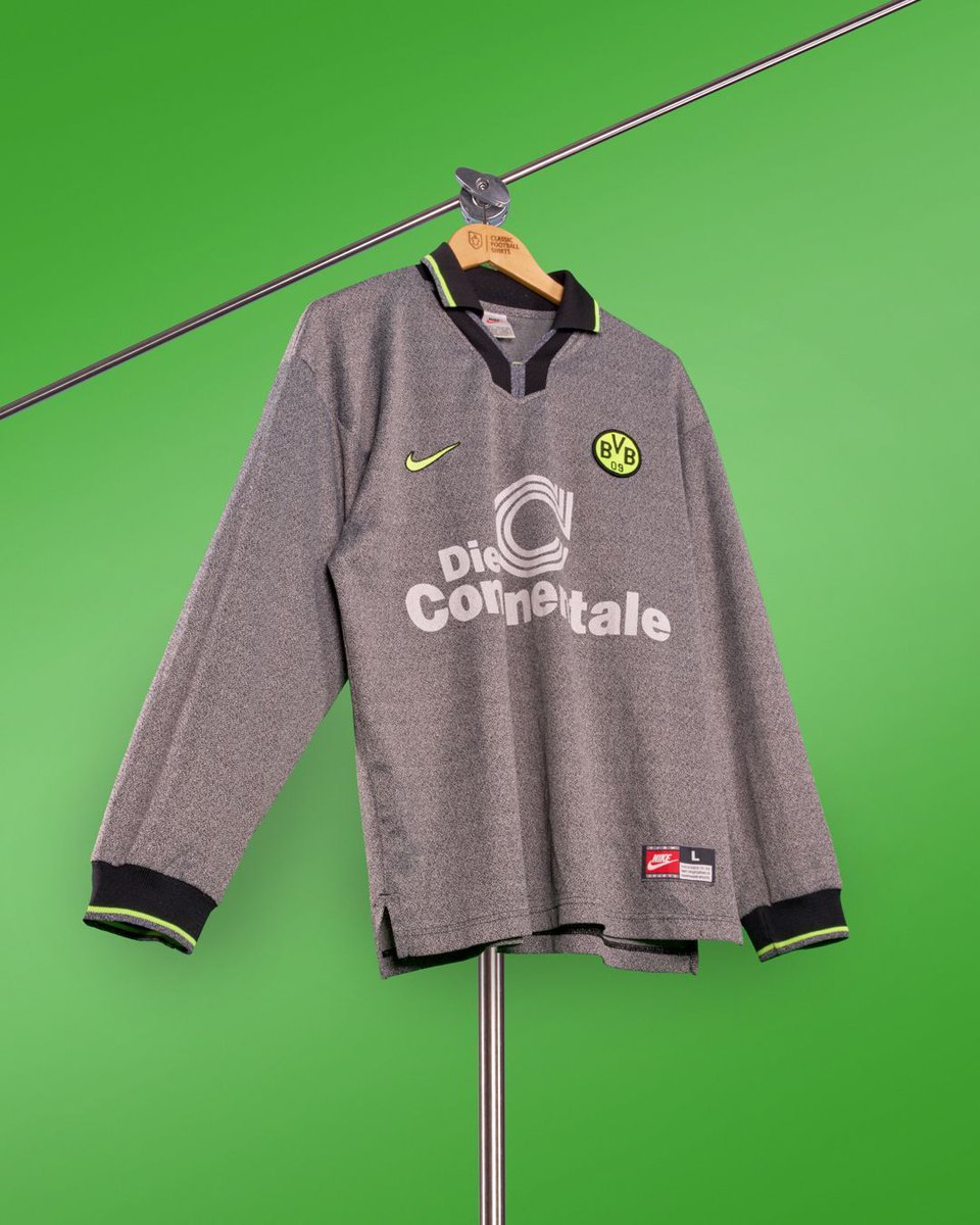 Classic Football Shirts tweet media