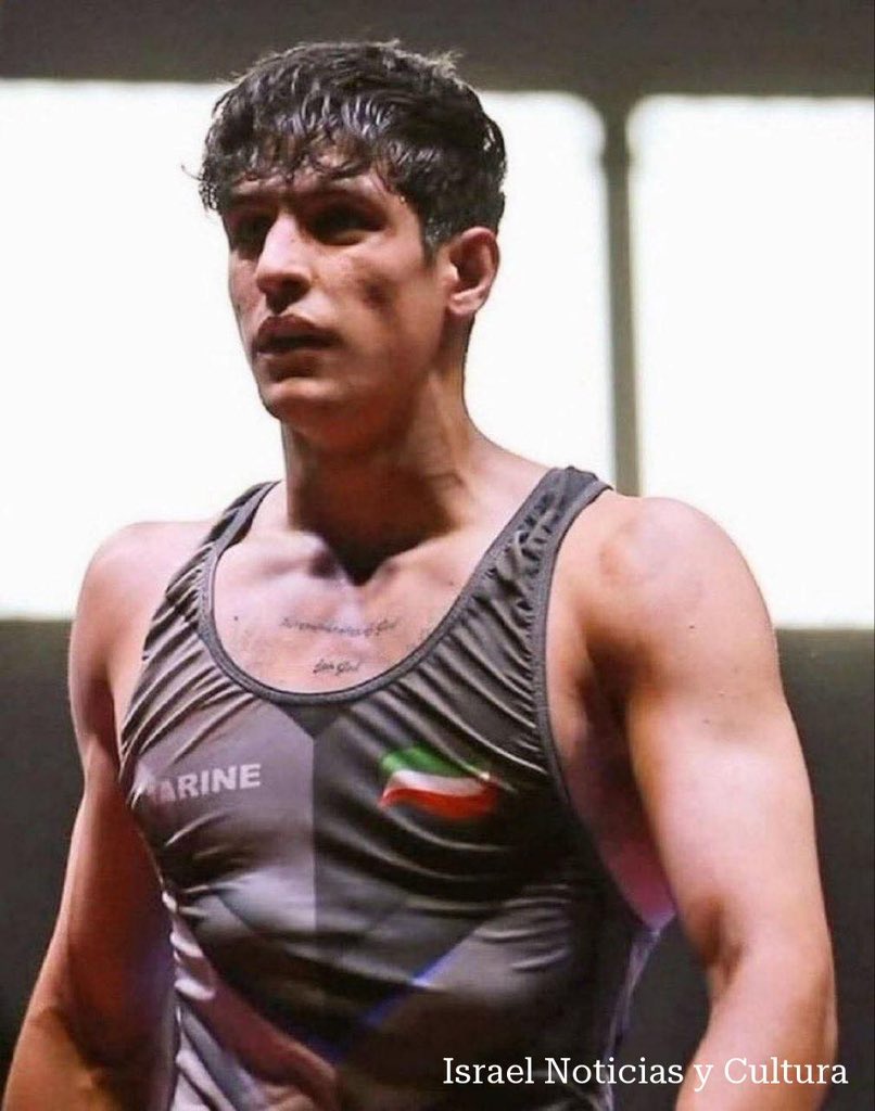 El régimen islámico de Irán ejecutó hoy al luchador y manifestante antigubernamental Saleh Mohammadi, de 19 años.

Bendita sea su memoria 💔