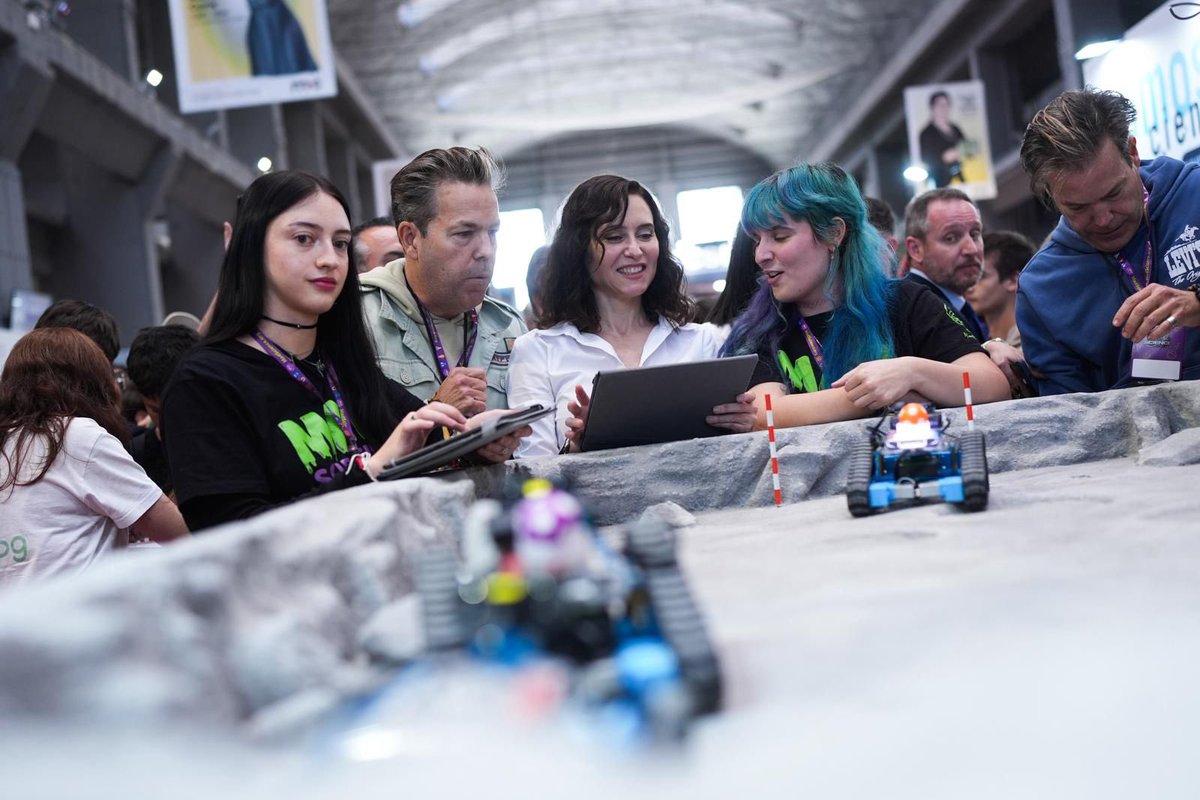 Isabel Díaz Ayuso tweet media