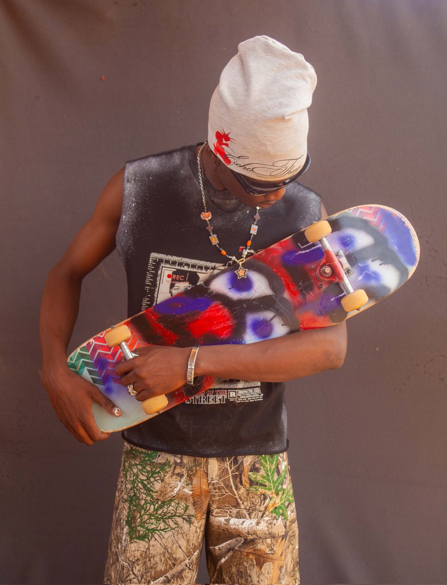 Misplaced Priority tweet media