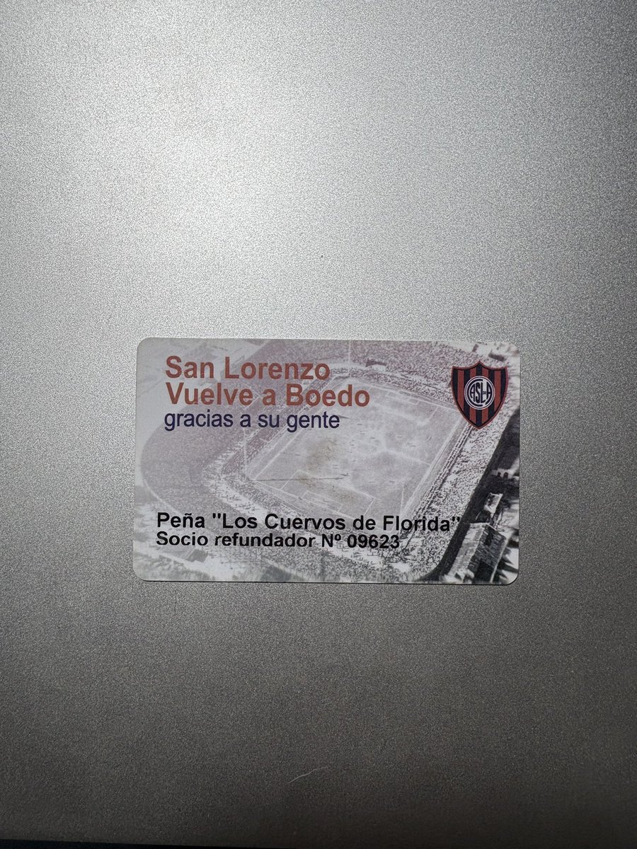 Cuervos De Florida tweet media
