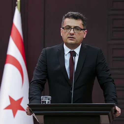 SİYAH SANCAK tweet media