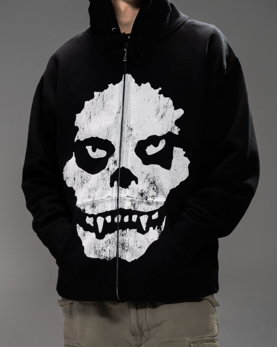 GODZILLA STORE US tweet media