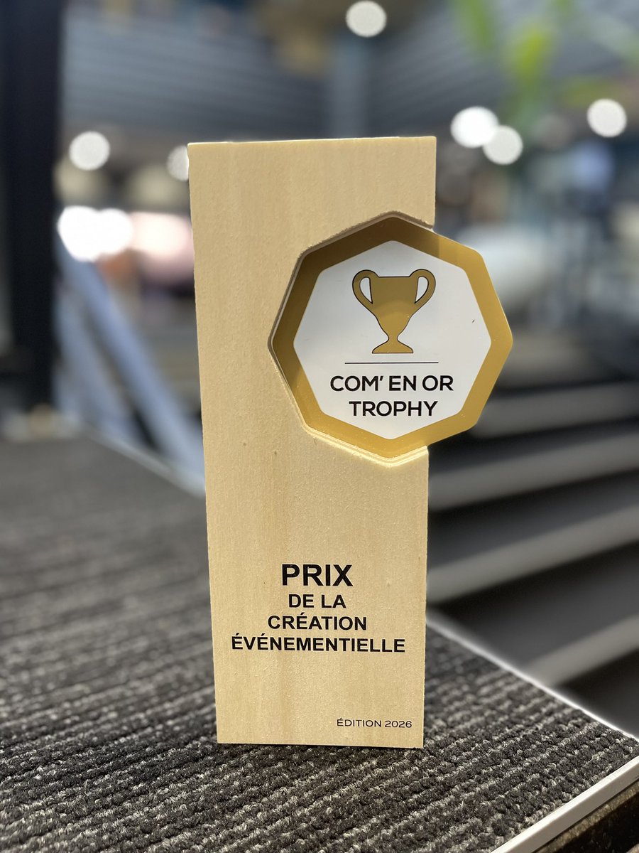 PFDecourcelle's tweet image. Bravo à tous les collègues du @departement59, de la @MetropoleLille et de la @hautsdefrance pour la réussite du Grand Départ du #TDF2025.

Ce travail exceptionnel, mené avec et pour @LeTour, remporte ce soir le prix de la création événementielle du Com’en Or Day ! 👏