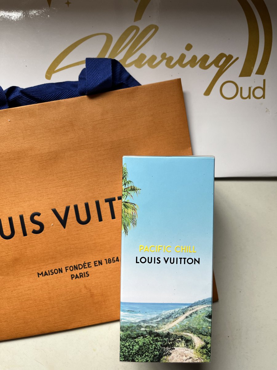 Alluring Oud Perfume Store 🛍️✨ tweet media