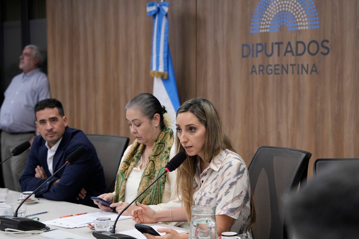 Julia Strada tweet media