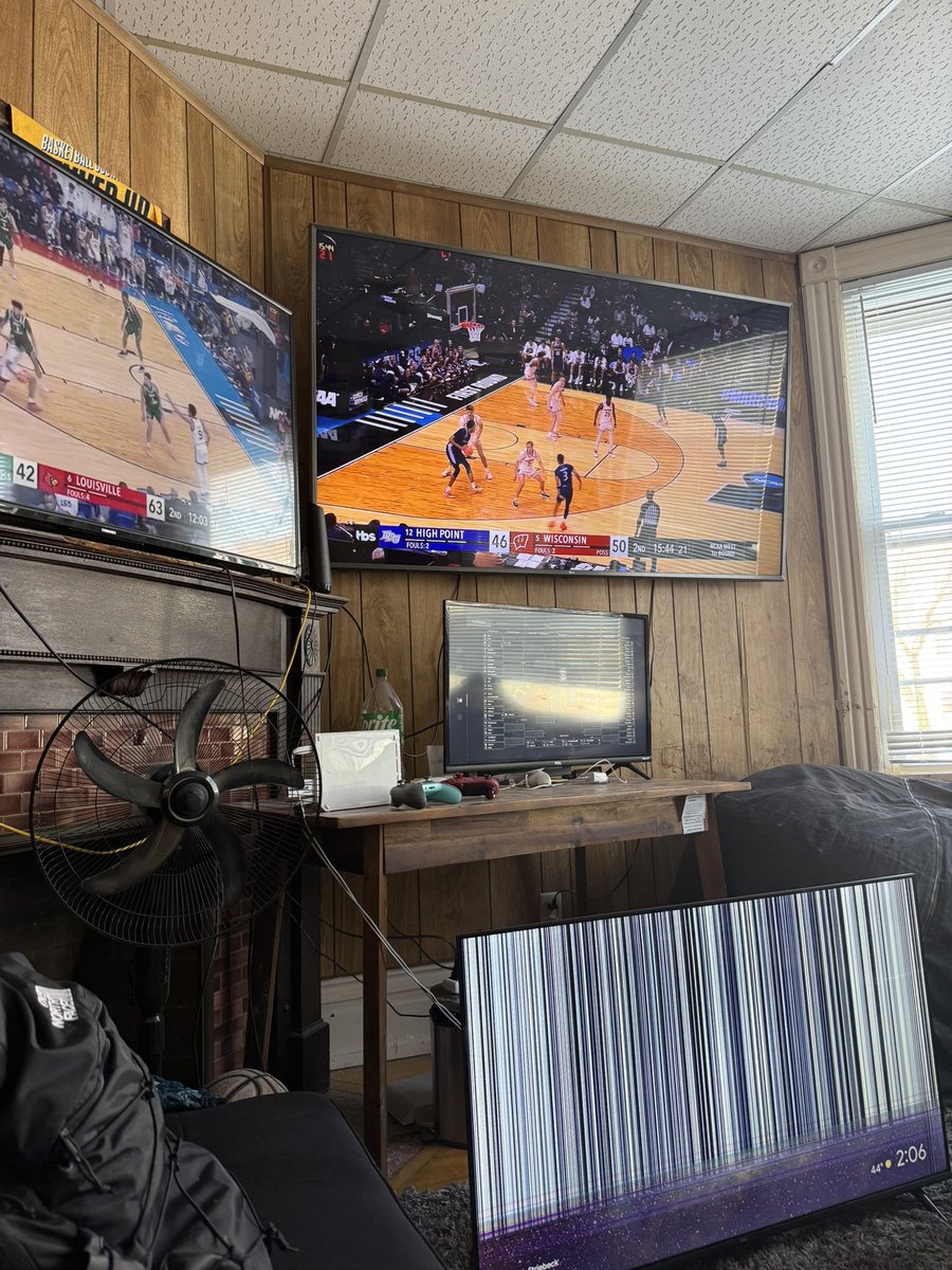 Lane_ThomasTheTankEngine tweet media