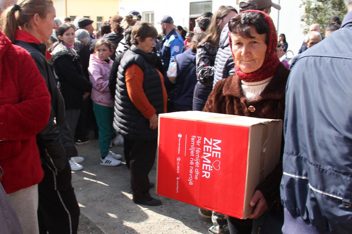 SaveChildren Albania tweet media