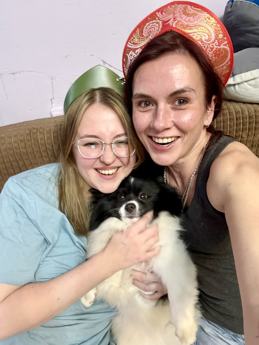 Маша с котом tweet media