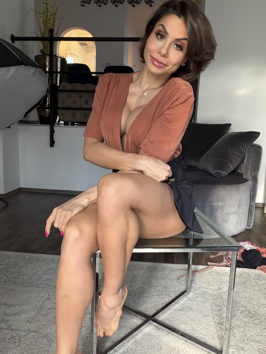 Paula Kai tweet media