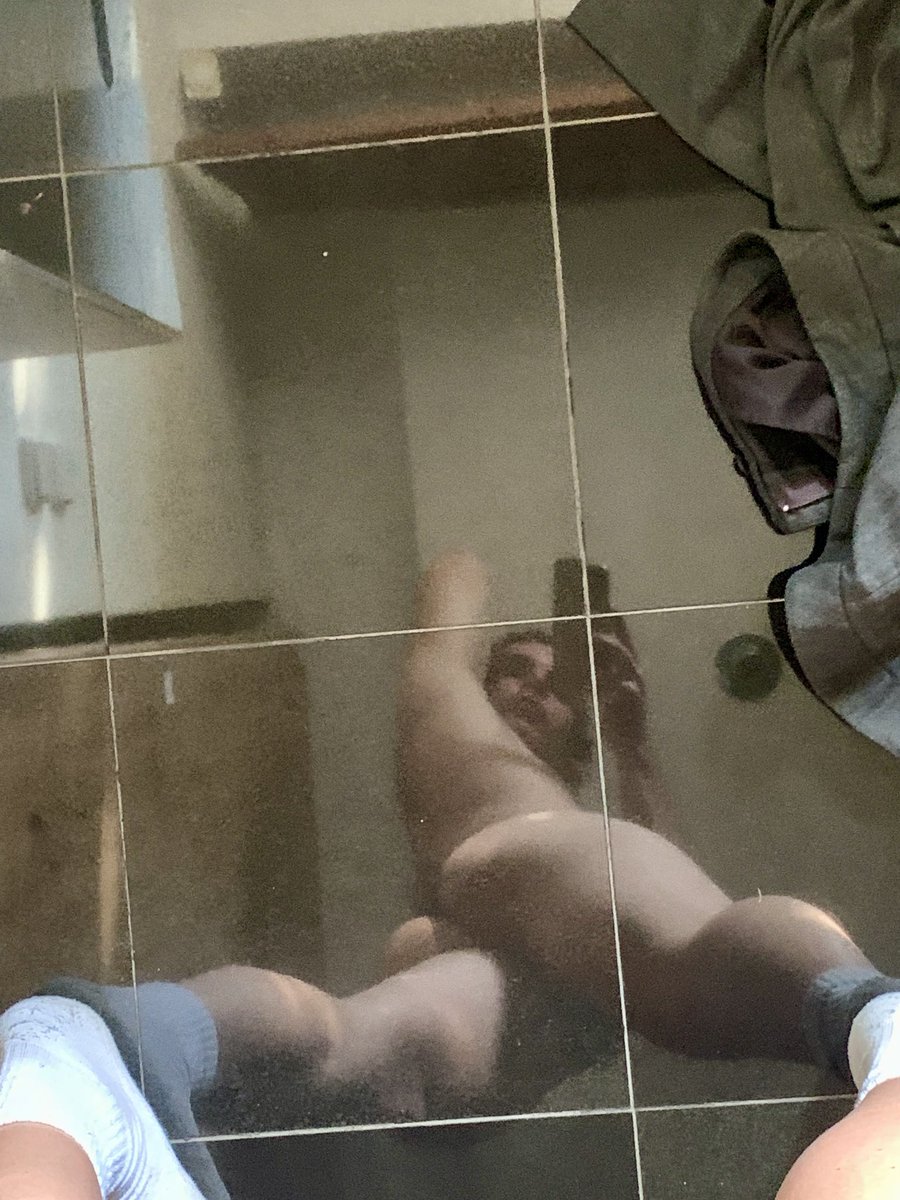 UDissolved's tweet photo. Cheeky cheeks 🍑🍑 https://t.co/acj9cWy9SY