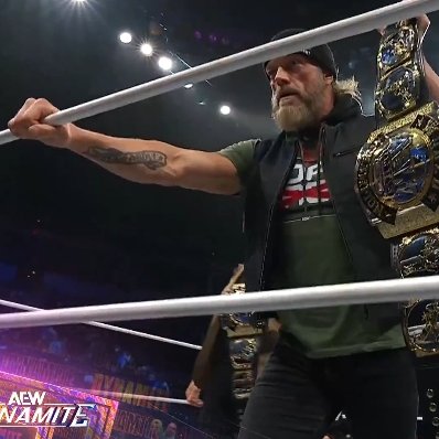 °°𝓶𝓼°°la edgehead☆⋈ tweet media