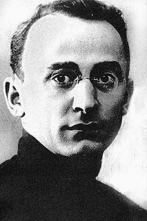 ophie 🦋💕 tweet media