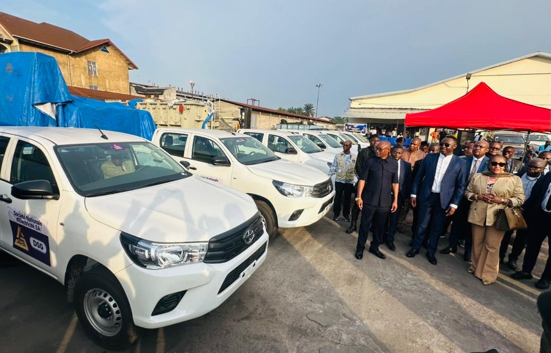 showMA Pub tweet media