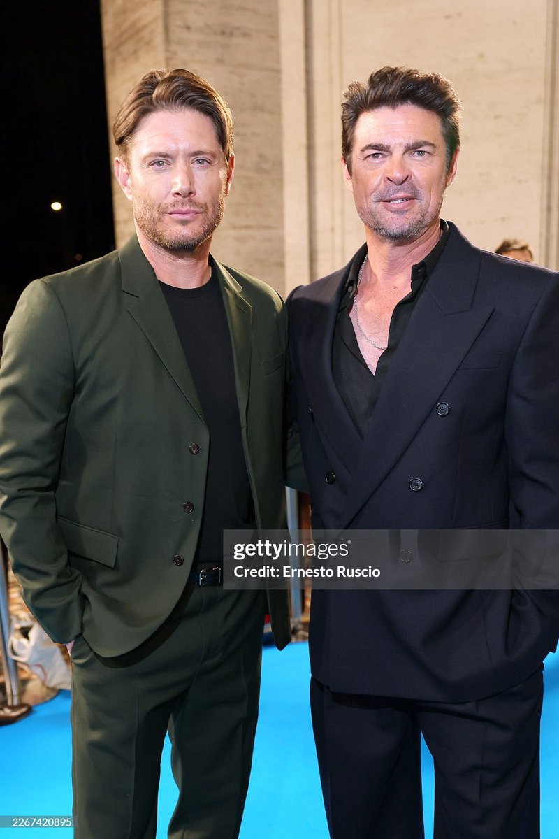 𝙹𝚎𝚗𝚜𝚎𝚗 𝙰𝚌𝚔𝚕𝚎𝚜 𝙵𝚊𝚗𝚙𝚊𝚐𝚎 tweet media