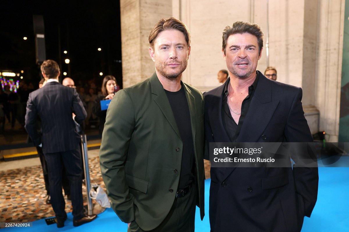 𝙹𝚎𝚗𝚜𝚎𝚗 𝙰𝚌𝚔𝚕𝚎𝚜 𝙵𝚊𝚗𝚙𝚊𝚐𝚎 tweet media