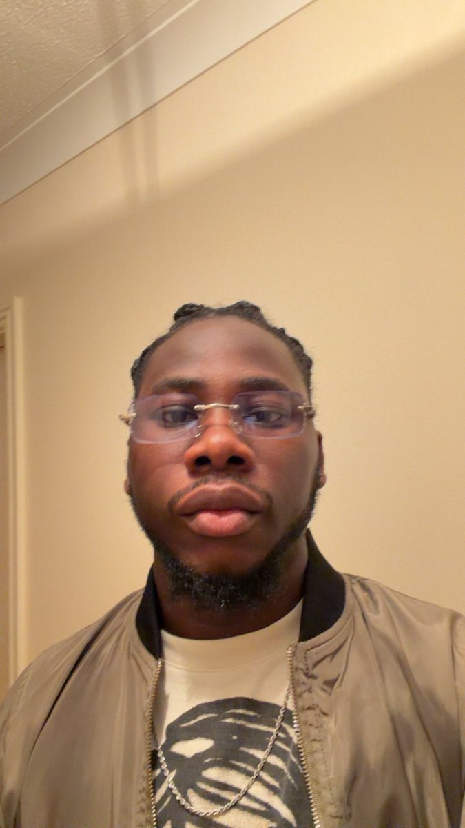 ola 💸 tweet media