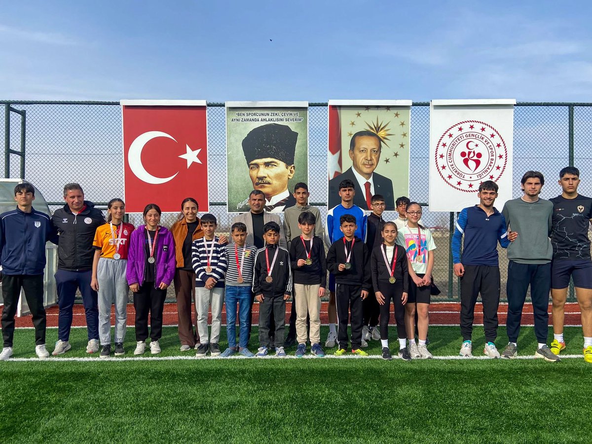 🇹🇷 18 Mart Çanakkale Zaferi ve Şehitleri Anma Günü kapsamında düzenlenen atletizm yarışmaları başarıyla tamamlandı.

Dereceye giren tüm sporcularımızı tebrik ediyoruz. 🇹🇷🏅