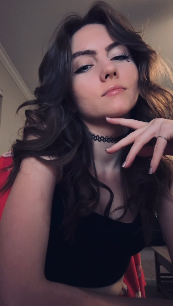 𝒗𝒆𝒓𝒂𝒏𝒆𝒌𝒂 tweet media