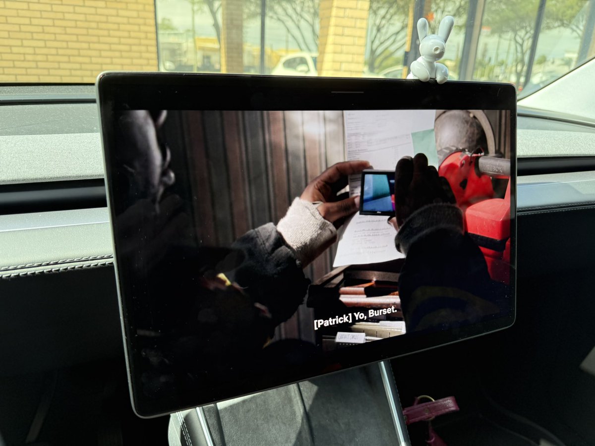 Tesla Zach ⚡️ tweet media