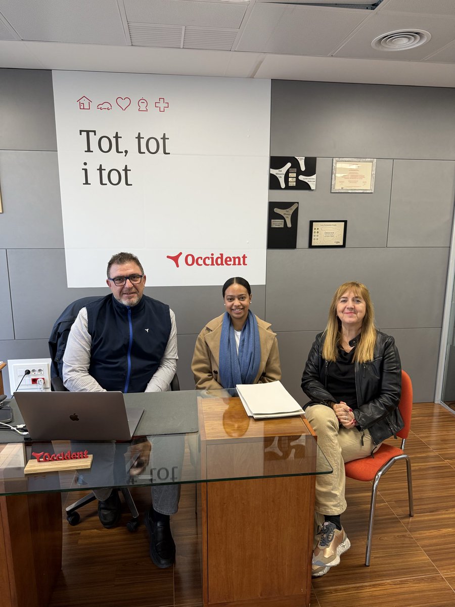 AdmNorfeuRoses tweet media