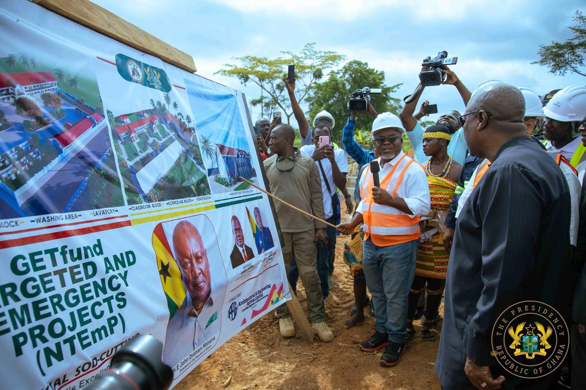 Mahama The President tweet media