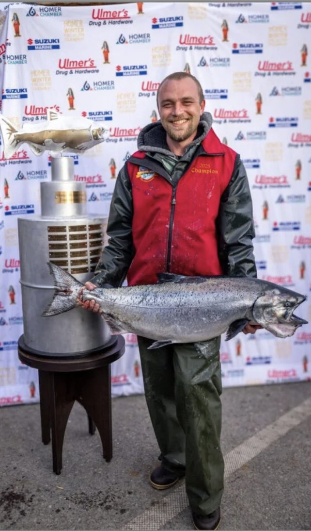 Alaska Headline Living tweet media