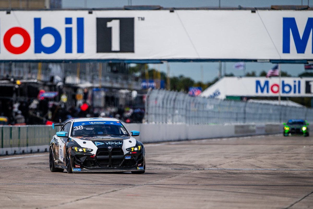 Random Vandals Racing tweet media