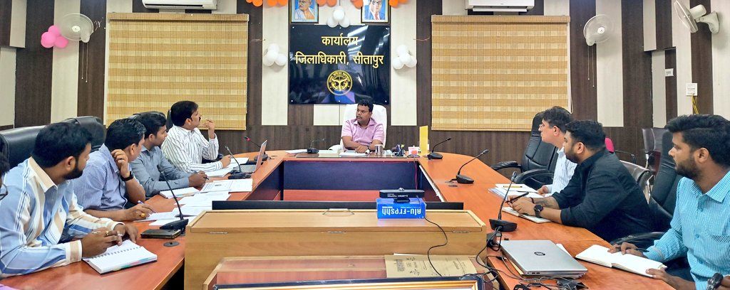 DM Sitapur tweet media