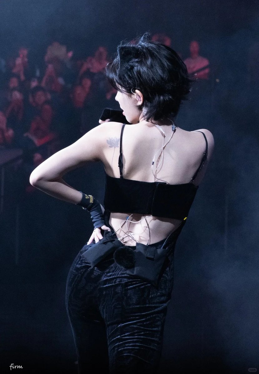 艳墨 Eros tweet media