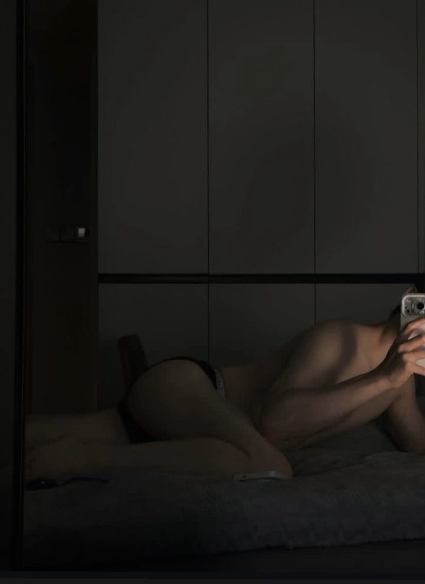 alimbasadam's tweet photo. Hello everyone 😘 https://t.co/Zk2wOVaQQc