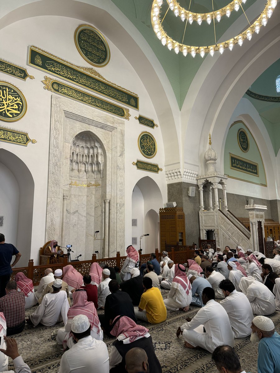 حاتم tweet media