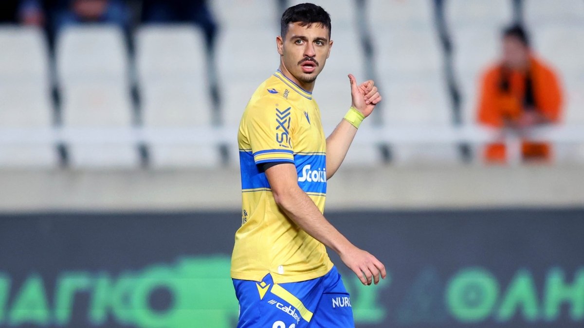 Kafes & Flares tweet media