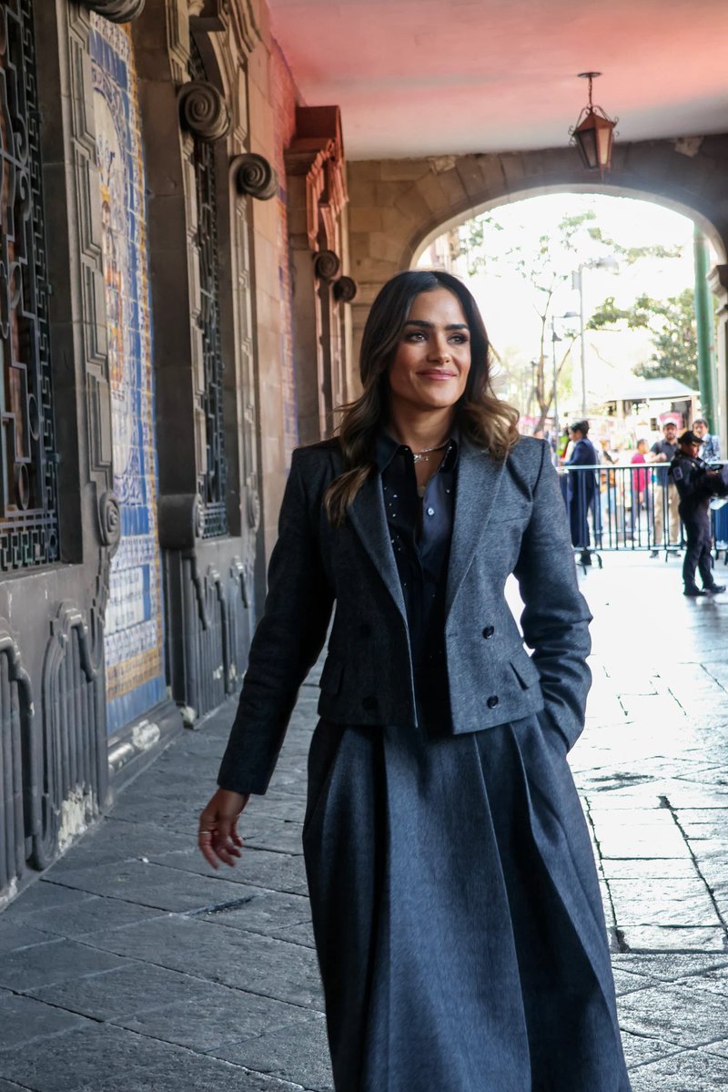 Alessandra Rojo de la Vega tweet media